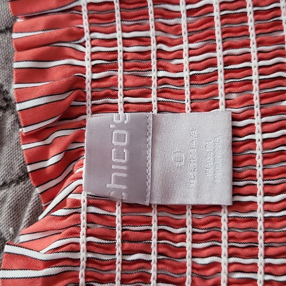 Chicos, size 0, red & white off the shoulder top - Picture 3 of 4